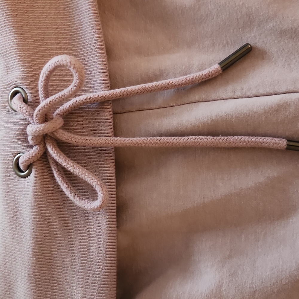 NWOT Free People Limitless Fitted Cotton Shorts Faded Mauve Size M - Picture 5 of 6